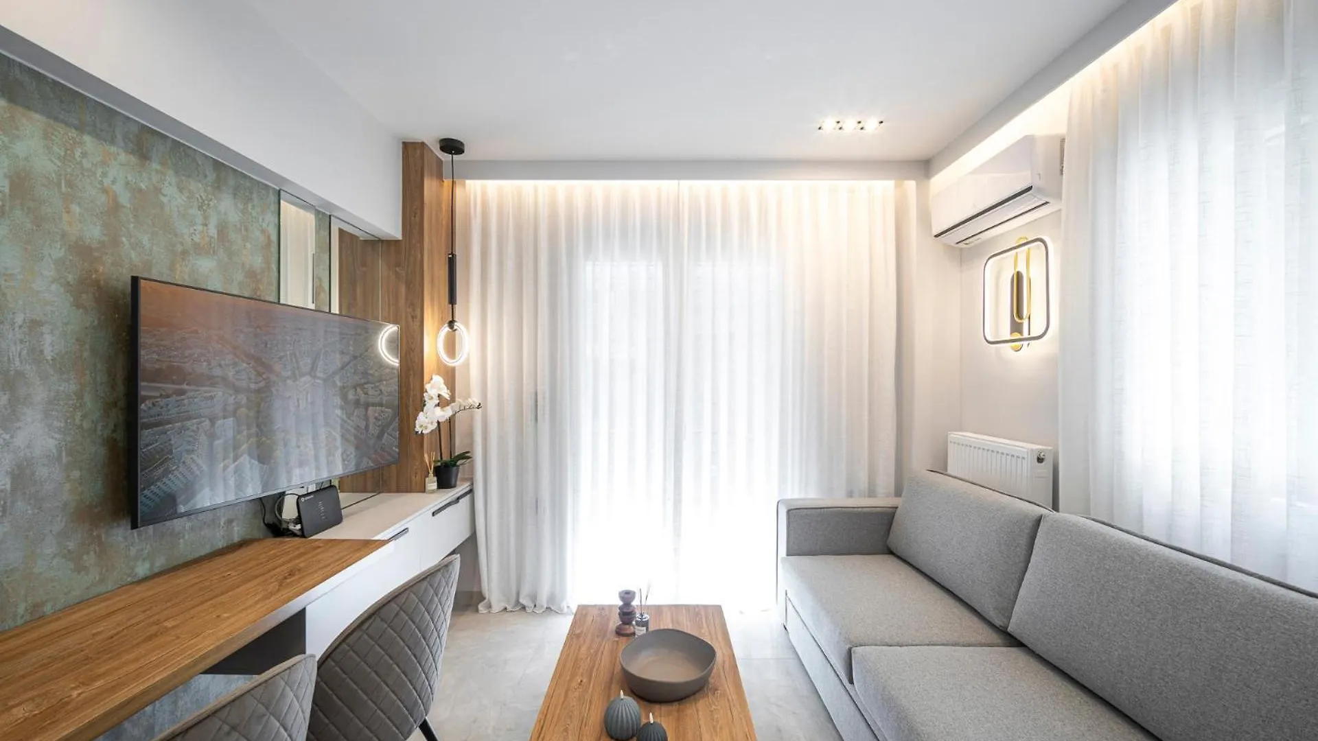 Monica By Halu! Cozy Apt Next To Hagia Sophia Thessaloníki
